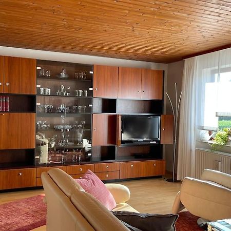 Ferienwohnung Leuchtbergblick Mit Terrasse Und Pkw Stellplatz اسشوغه المظهر الخارجي الصورة